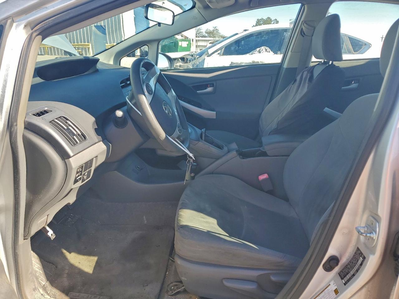 2010 TOYOTA PRIUS