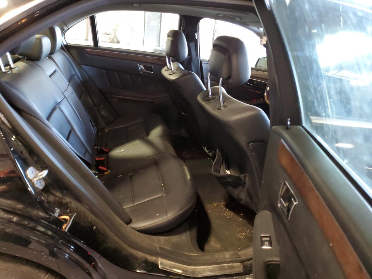 2011 MERCEDES-BENZ E-Class