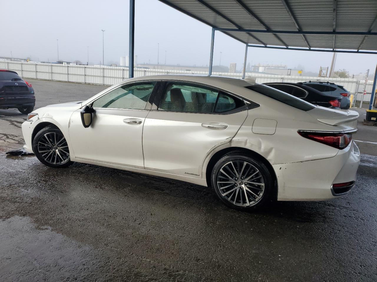 2022 LEXUS ES 300H