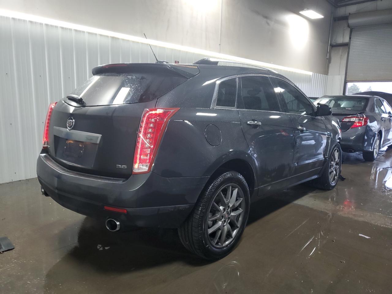 2016 CADILLAC SRX