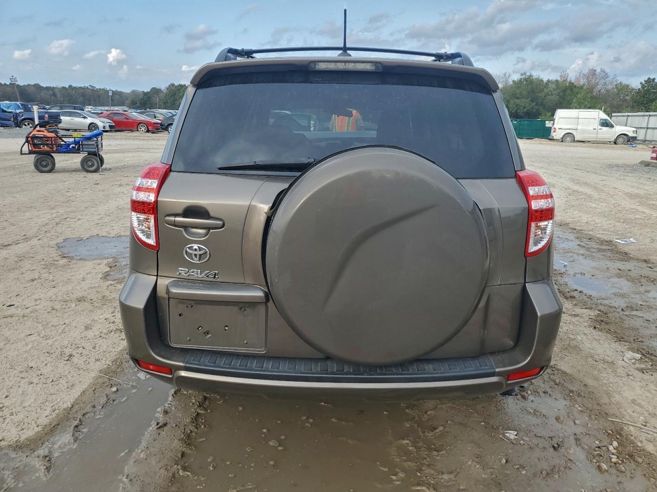 2011 TOYOTA RAV4