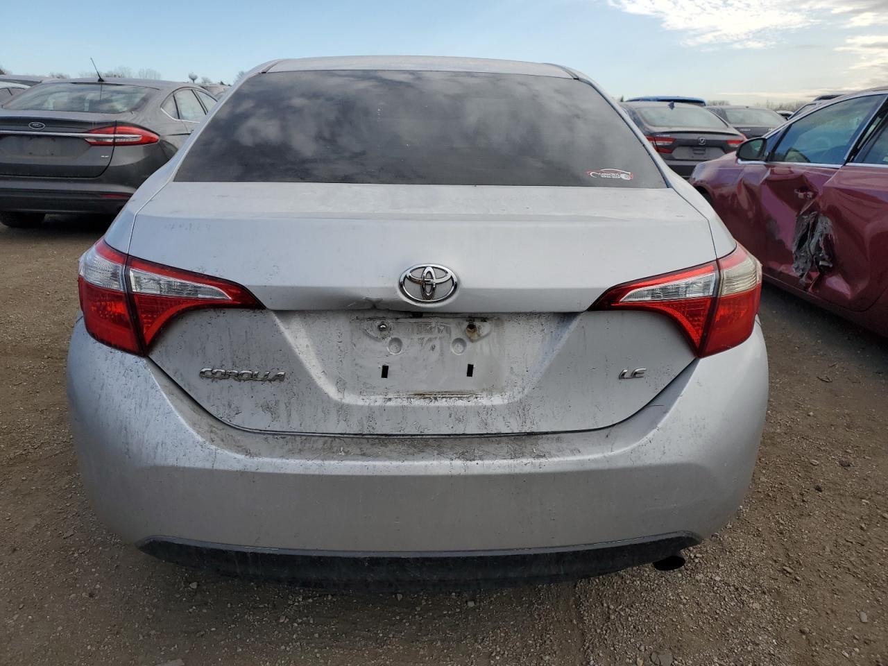 2015 TOYOTA COROLLA