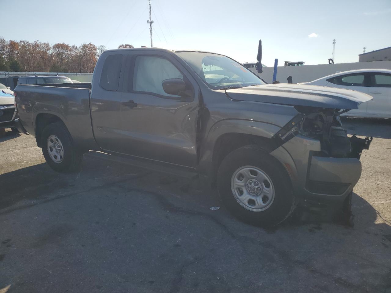 2025 NISSAN Frontier