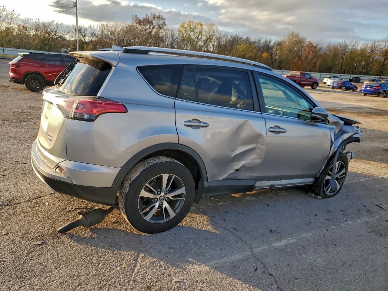 2016 TOYOTA RAV4