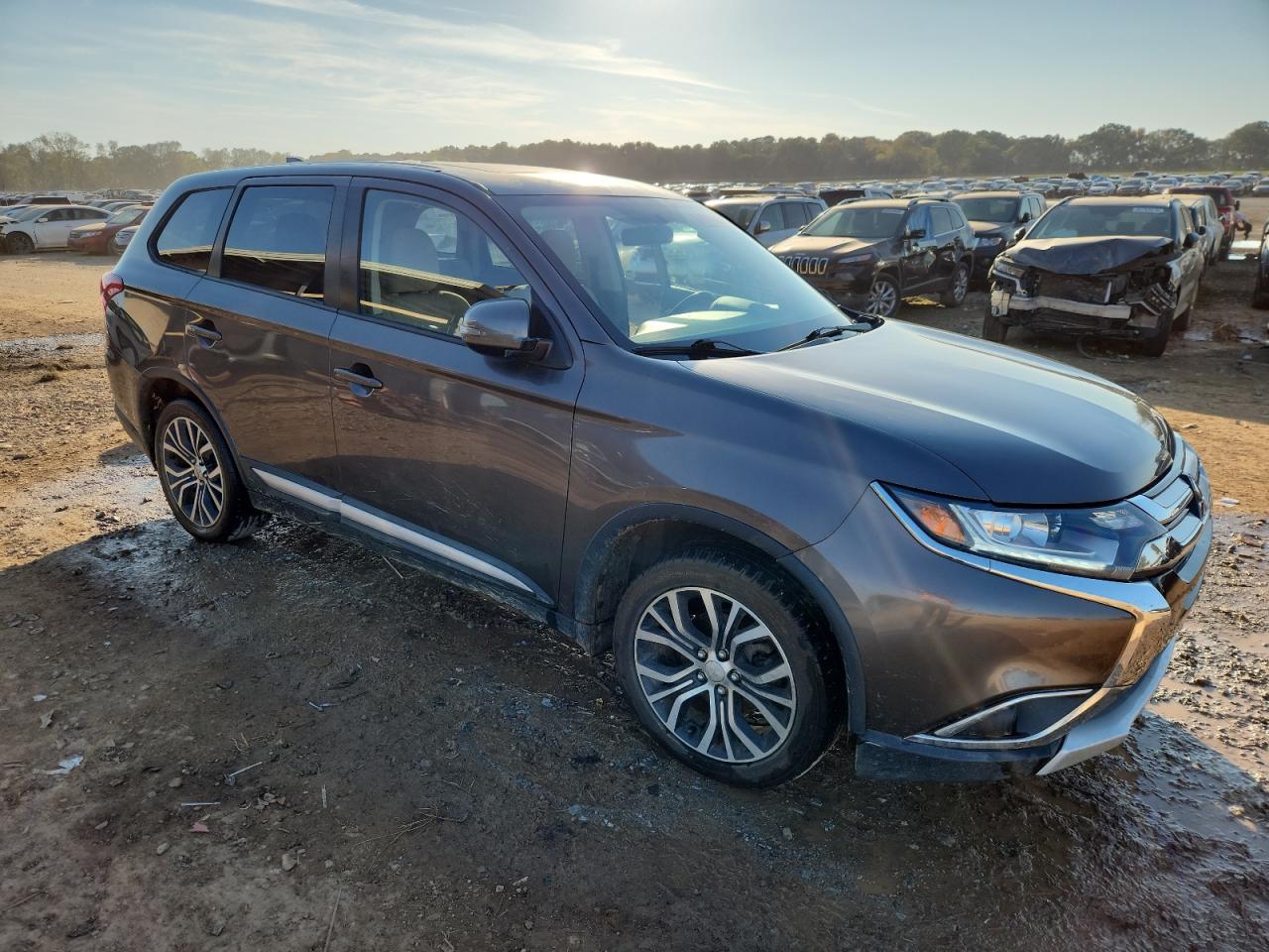 2018 MITSUBISHI outlander