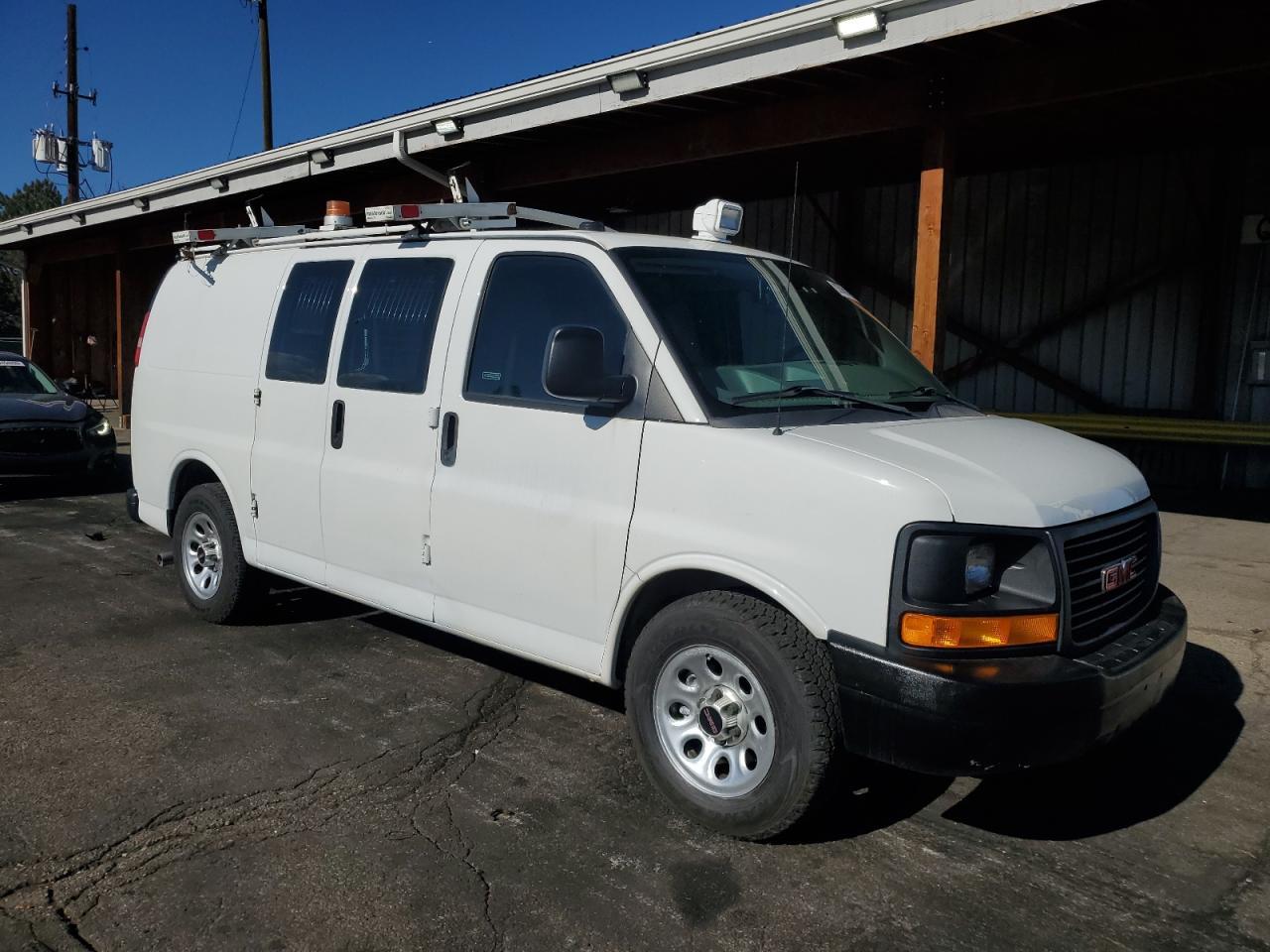 2013 GMC Savana