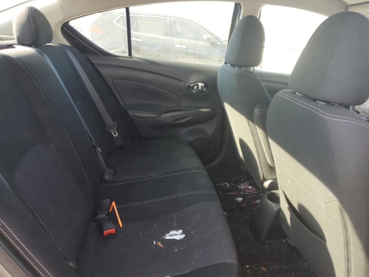 2018 NISSAN VERSA