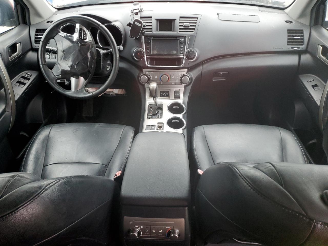 2013 TOYOTA HIGHLANDER