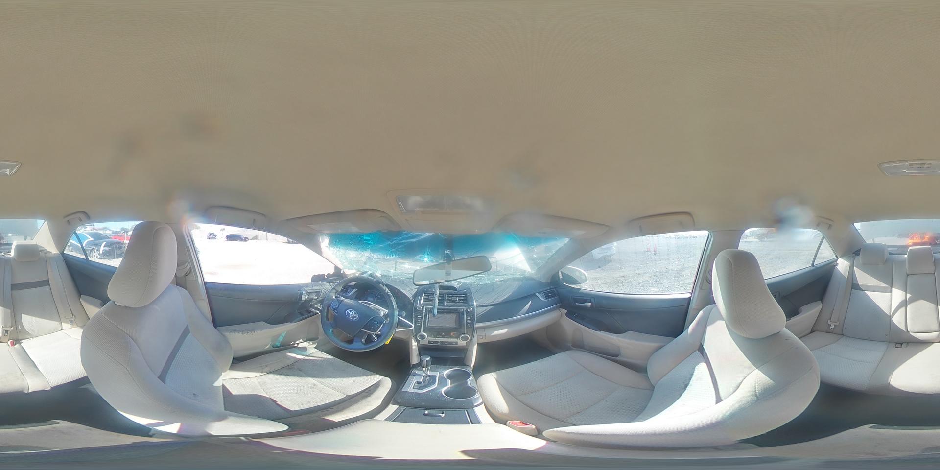 2014 TOYOTA CAMRY