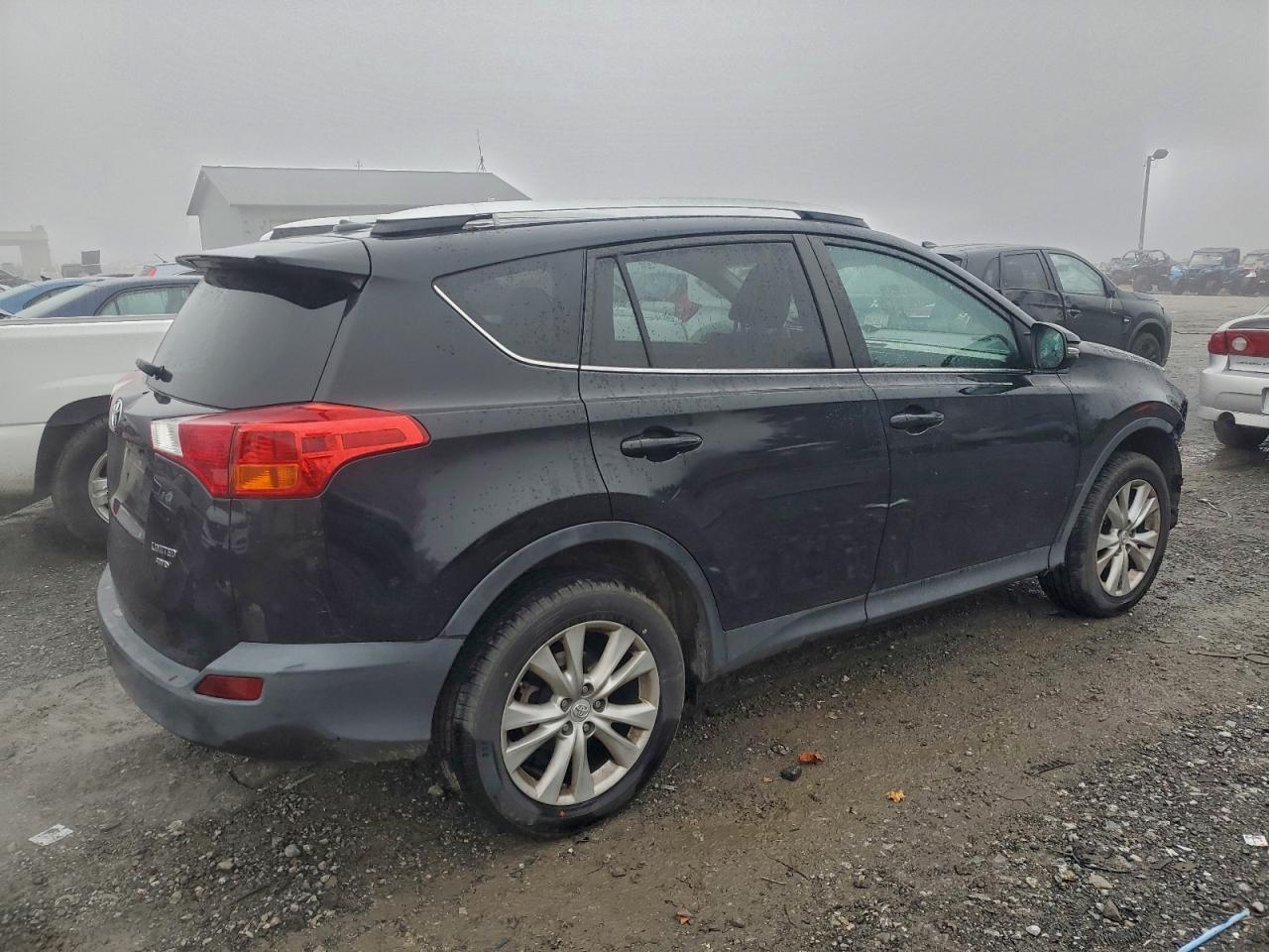 2015 TOYOTA RAV4