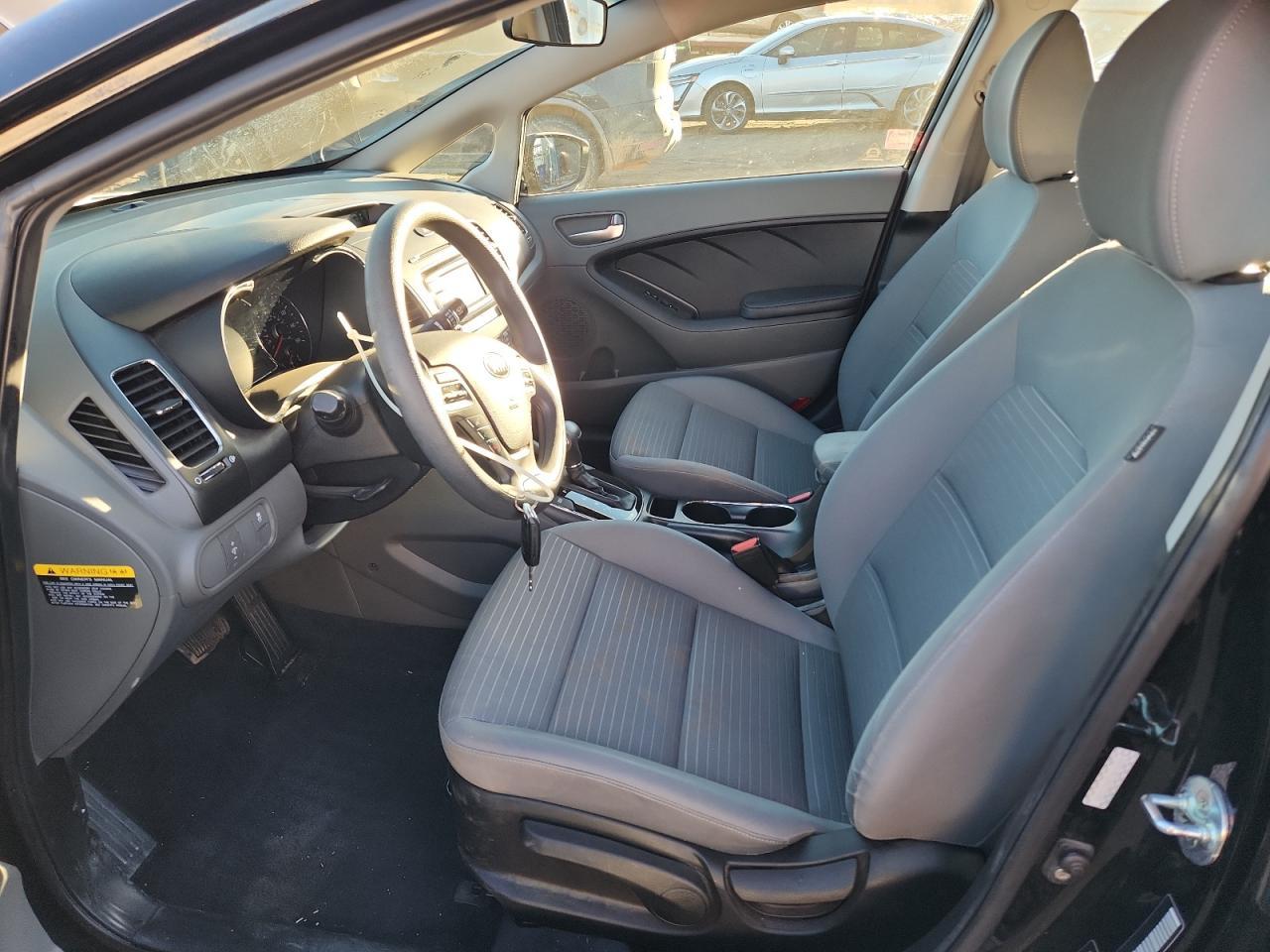 2017 KIA FORTE