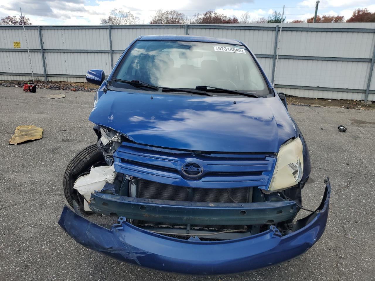 2005 TOYOTA SCION