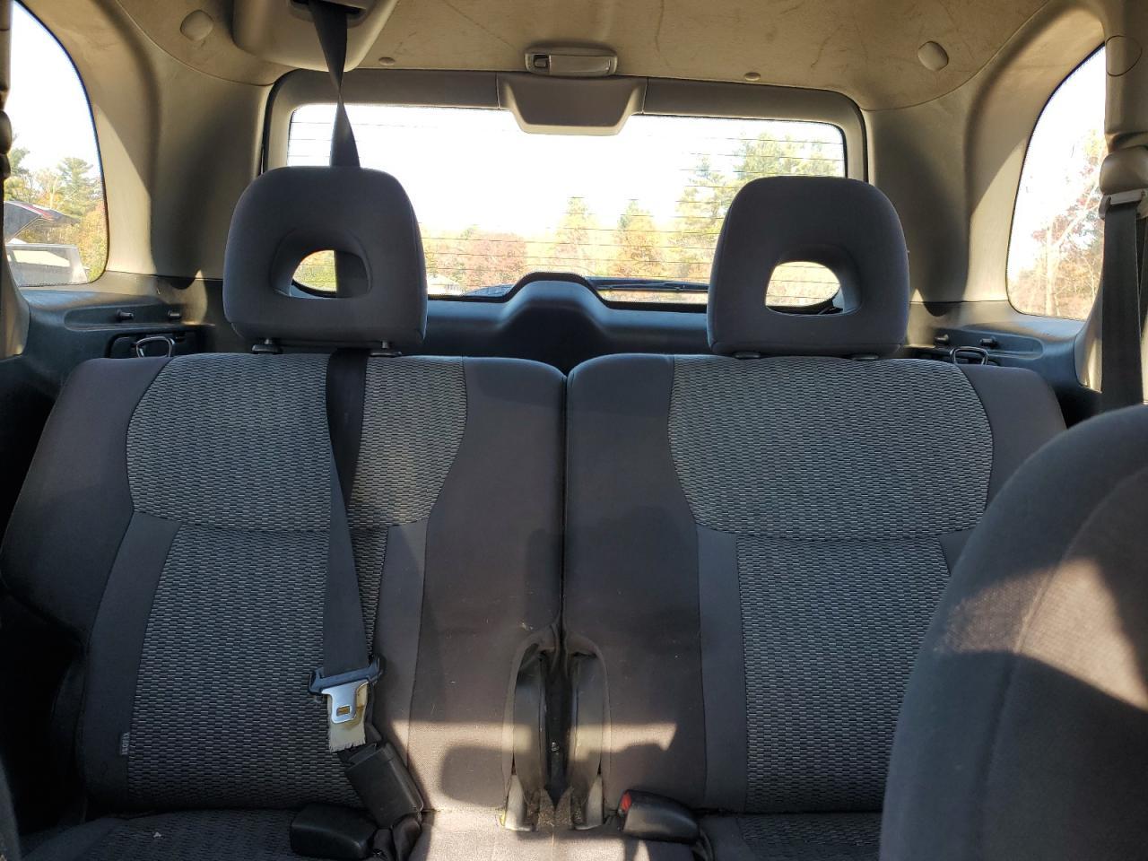 2004 TOYOTA RAV4