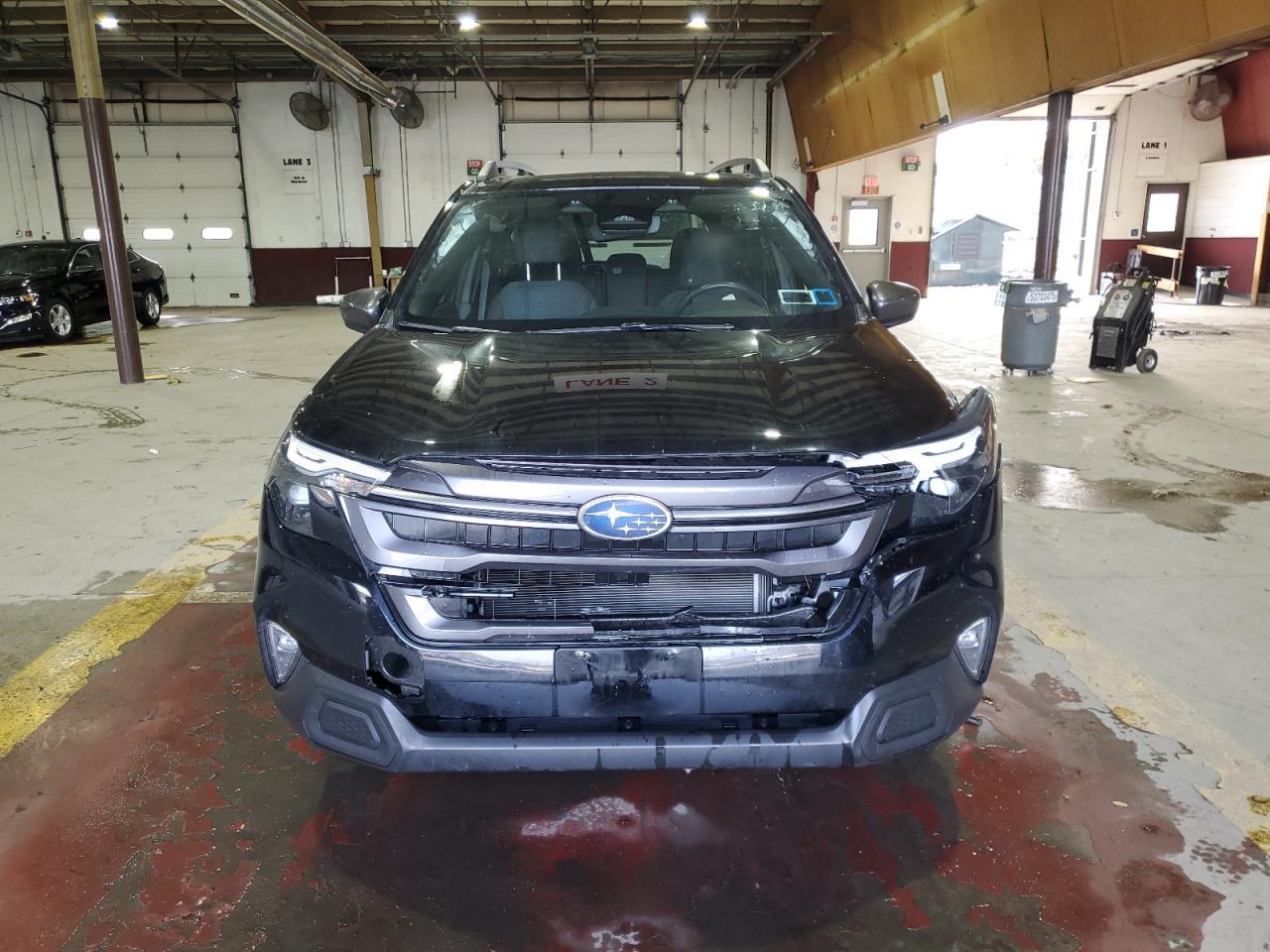 2025 SUBARU FORESTER