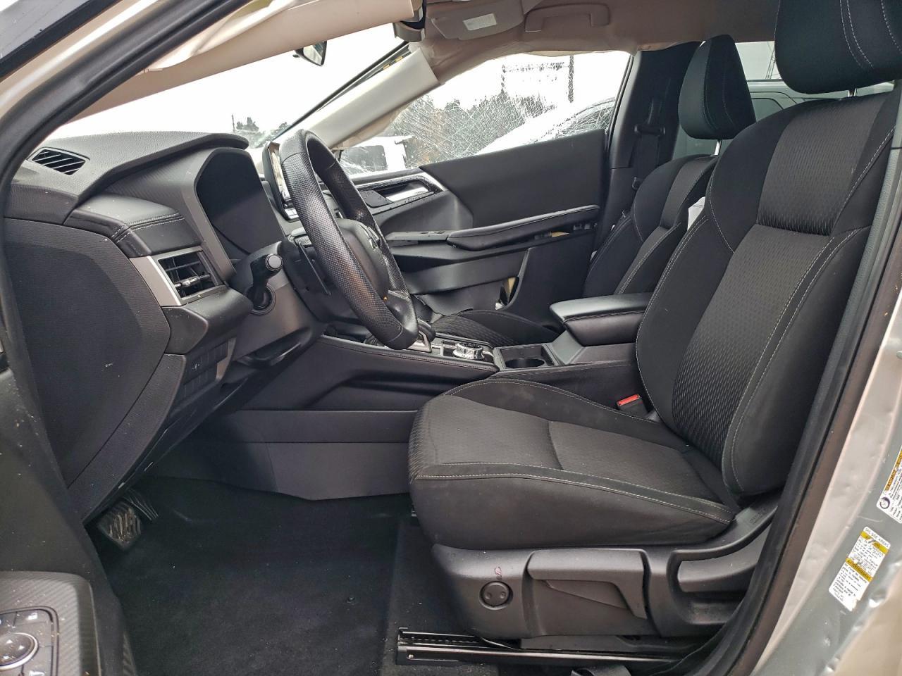 2022 MITSUBISHI outlander