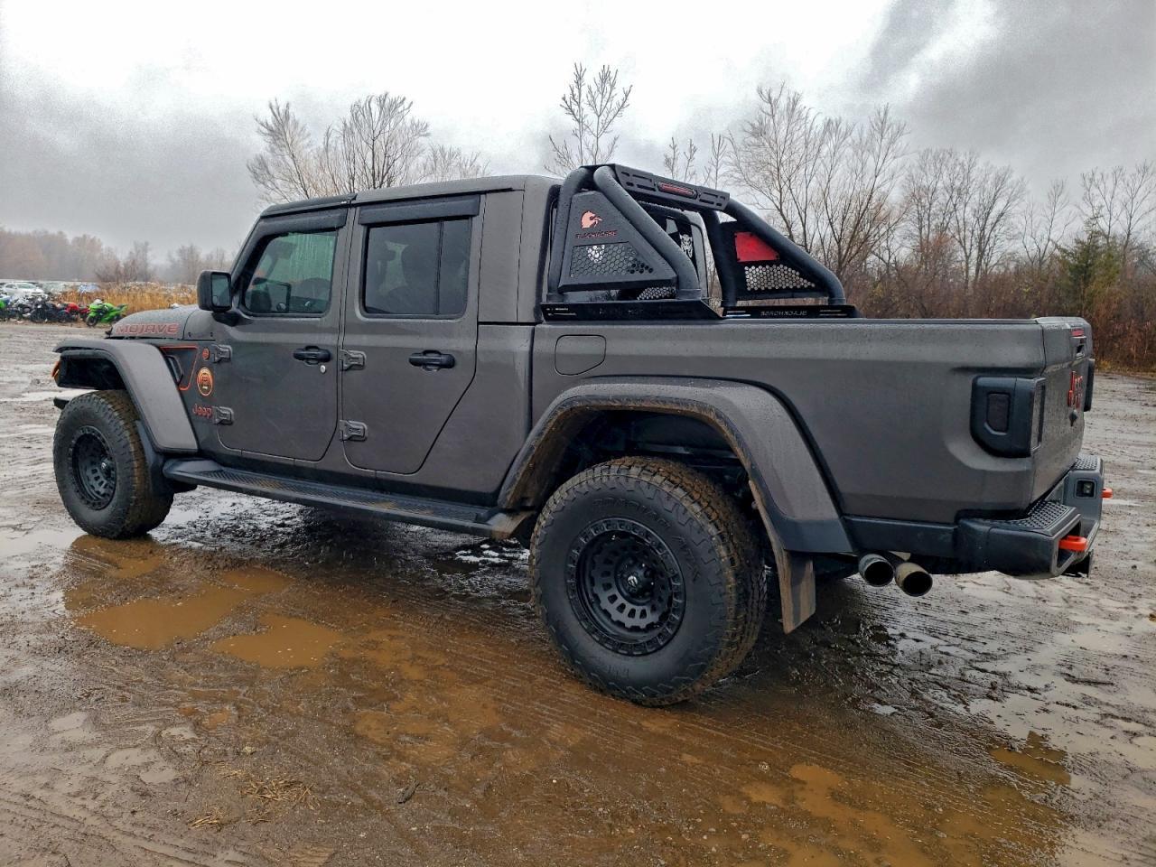 2022 JEEP Gladiator