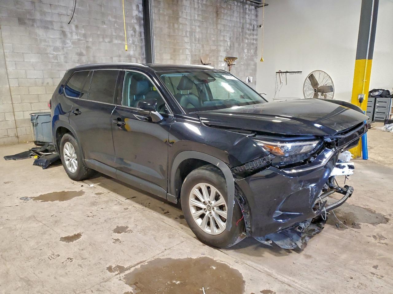 2024 TOYOTA HIGHLANDER