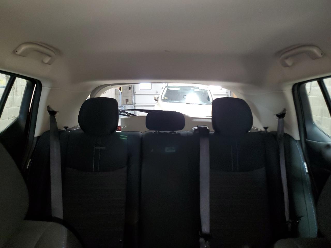 2025 NISSAN LEAF