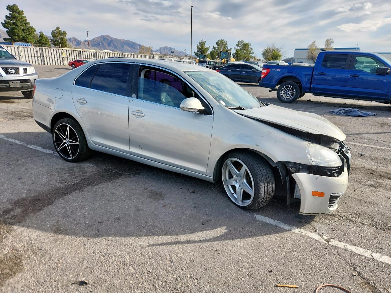 2010 VOLKSWAGEN JETTA