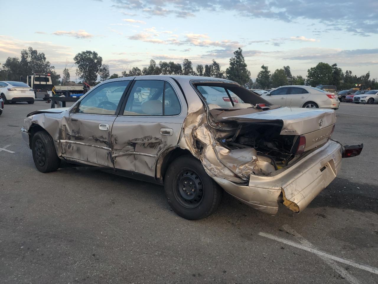 1996 TOYOTA CAMRY