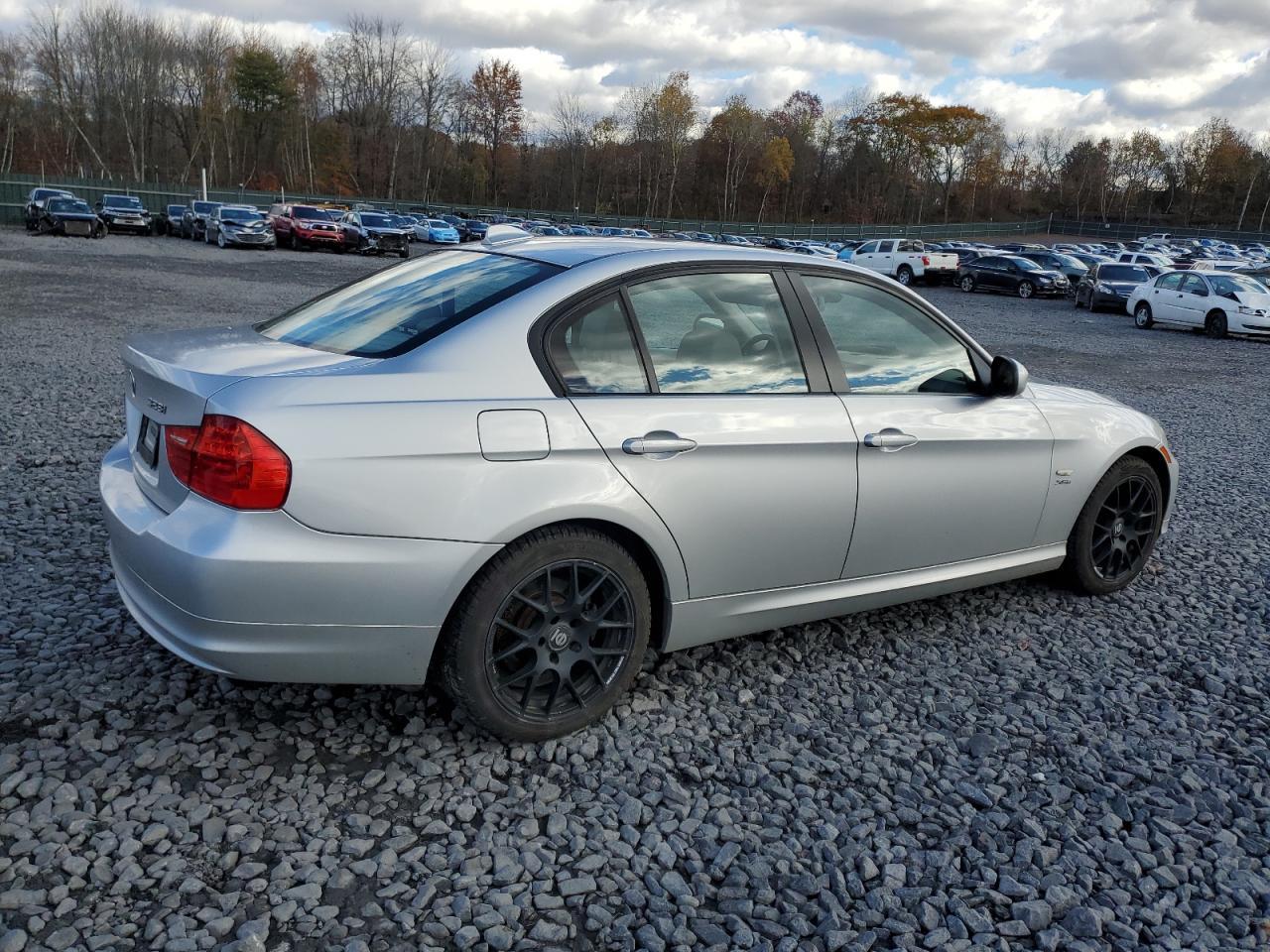 2011 BMW 3 SERIES