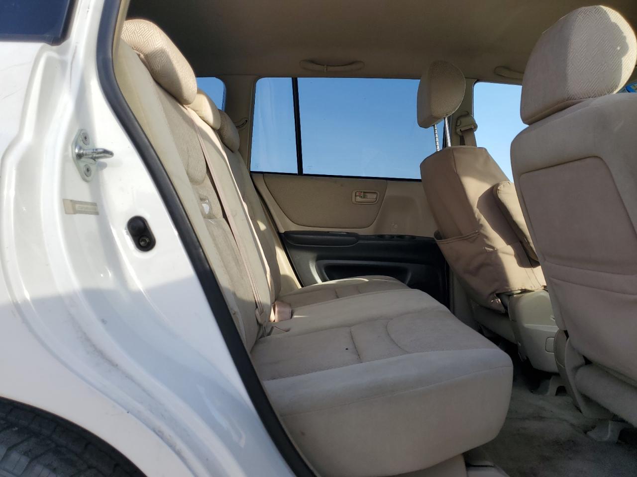 2001 TOYOTA HIGHLANDER