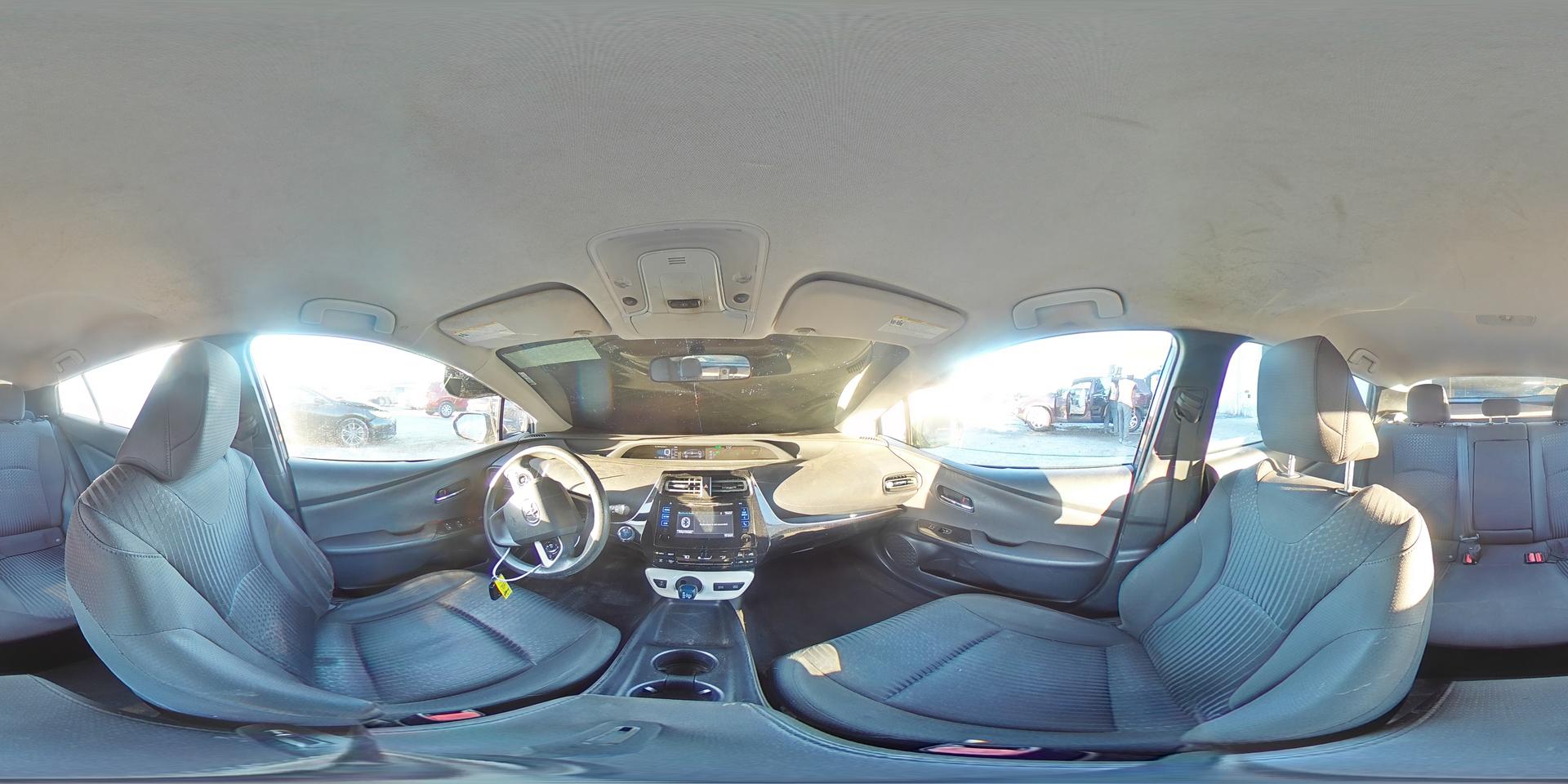 2016 TOYOTA PRIUS