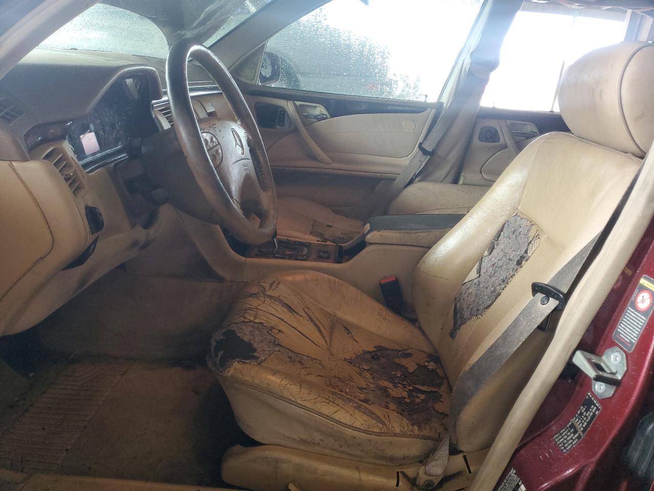 2000 MERCEDES-BENZ E-Class