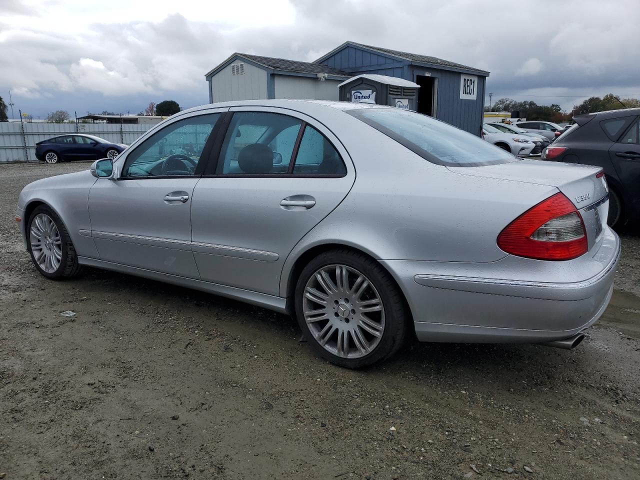 2007 MERCEDES-BENZ E-Class