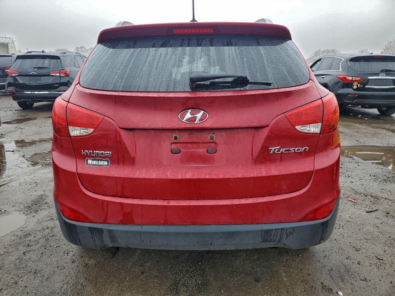 2011 HYUNDAI TUCSON