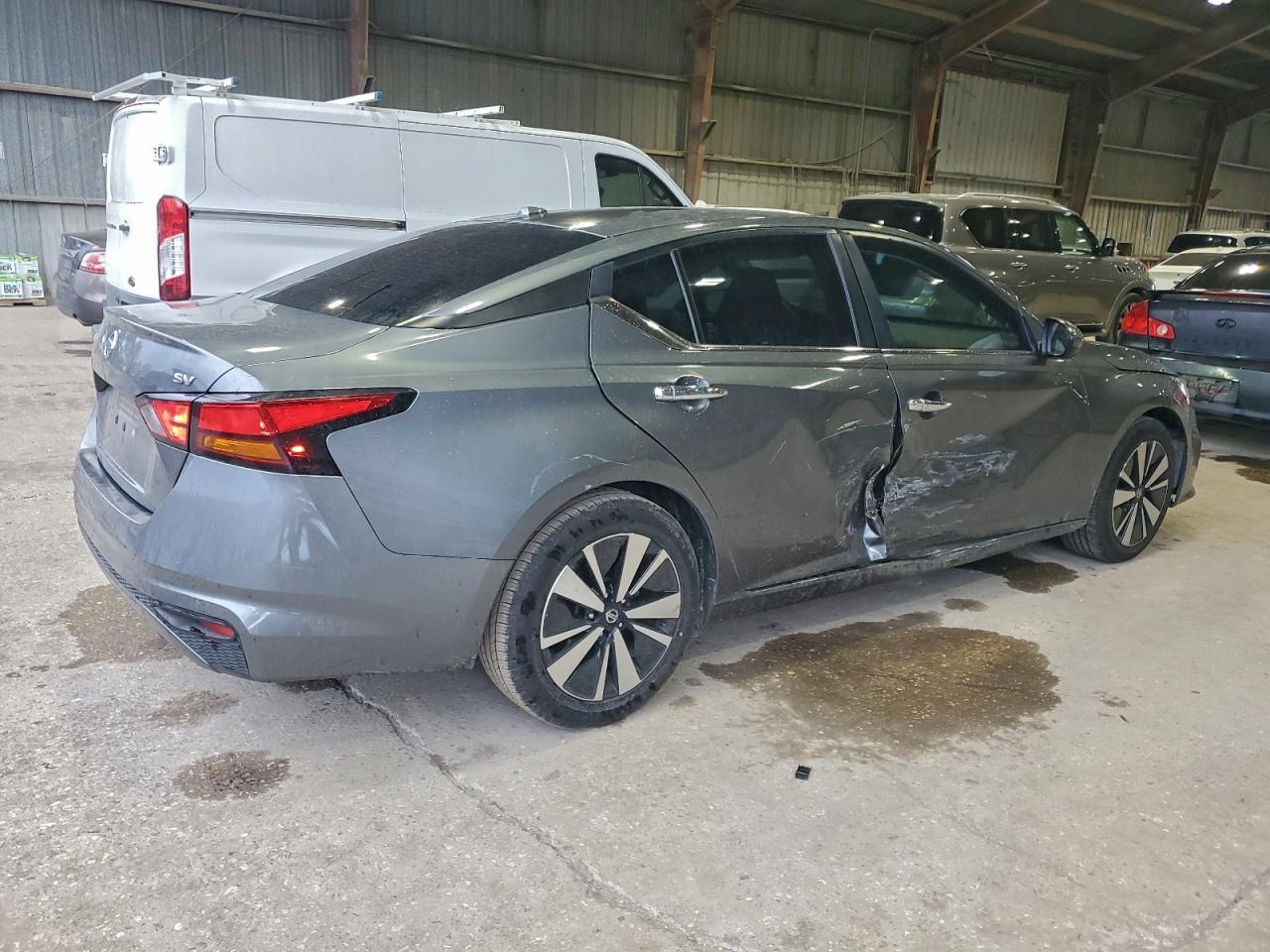 2021 NISSAN ALTIMA