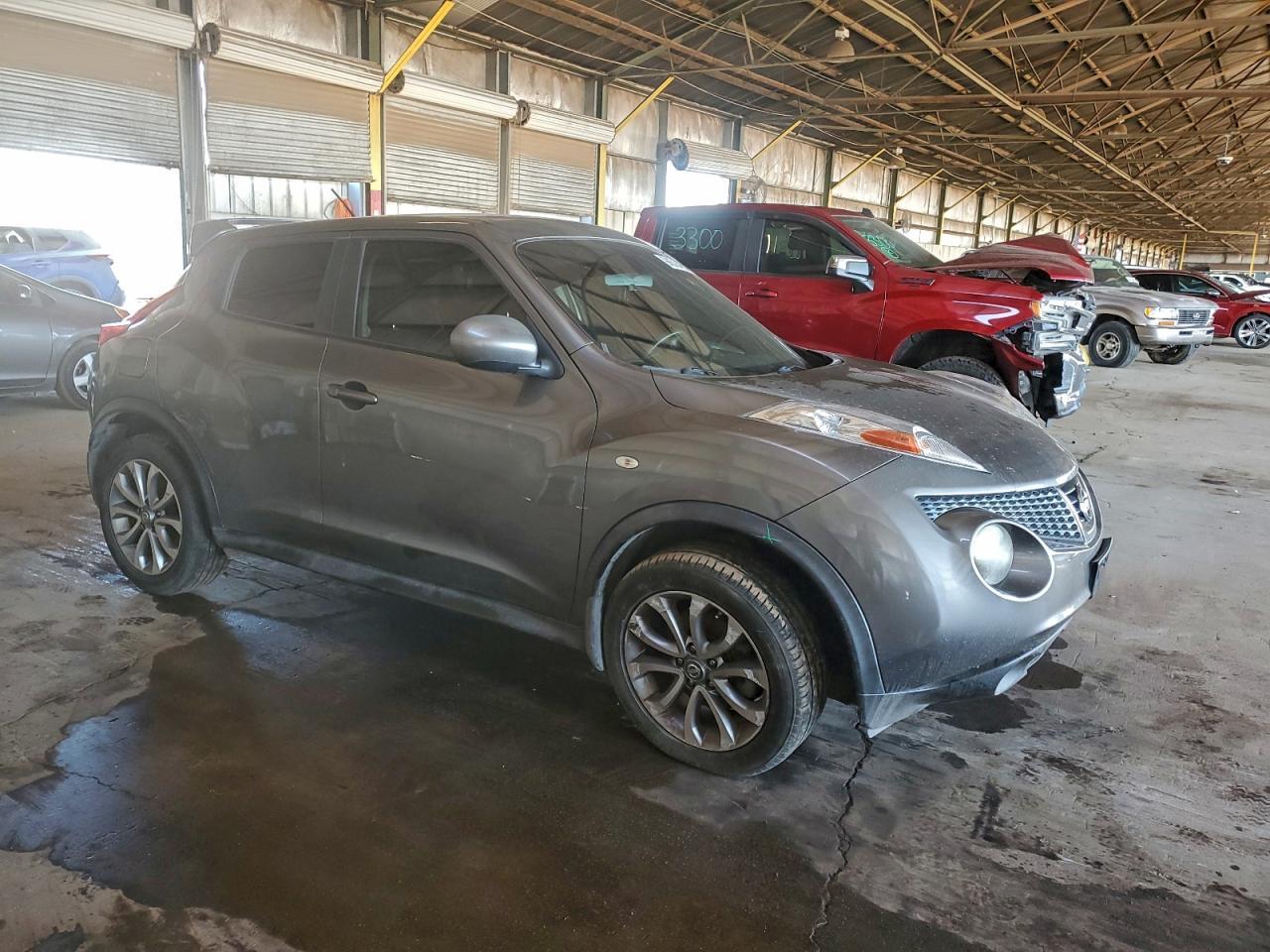 2013 NISSAN Juke