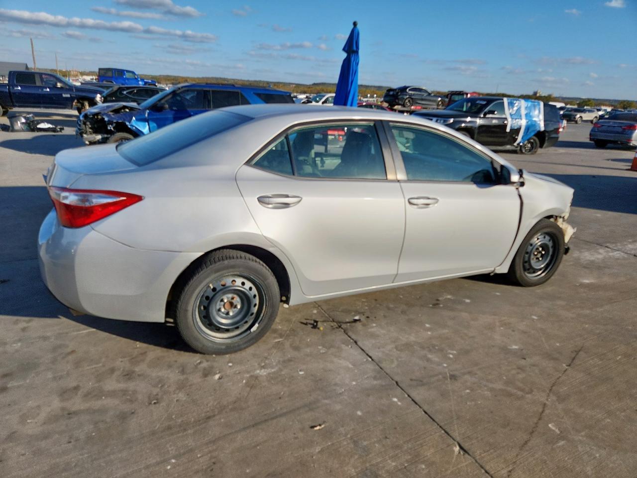 2015 TOYOTA COROLLA