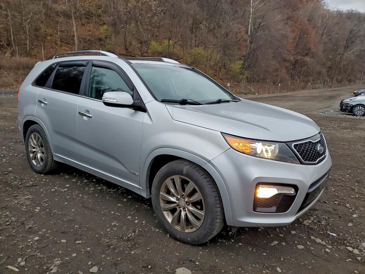 2011 KIA SORENTO