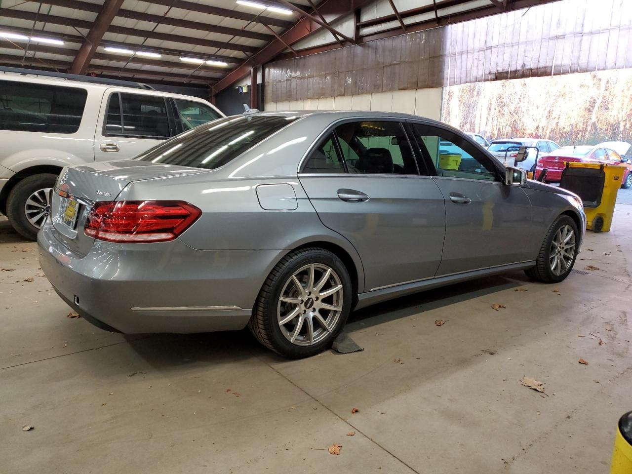 2015 MERCEDES-BENZ E-Class