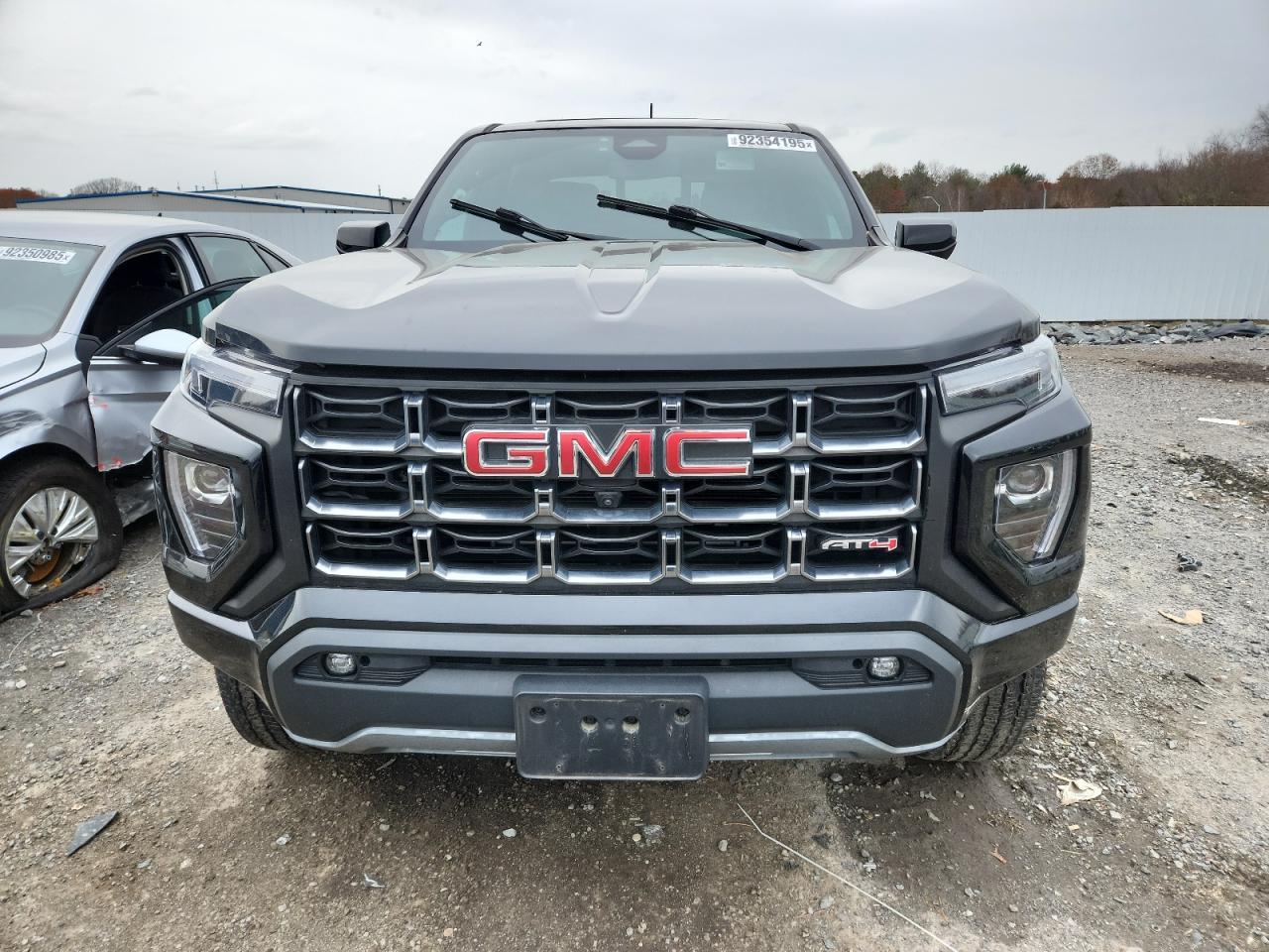 2023 GMC CANYON