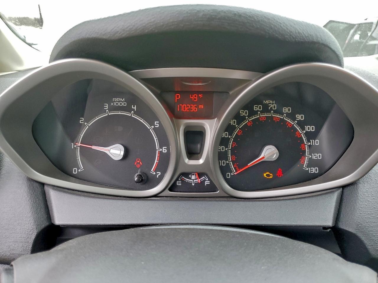 2012 FORD Fiesta
