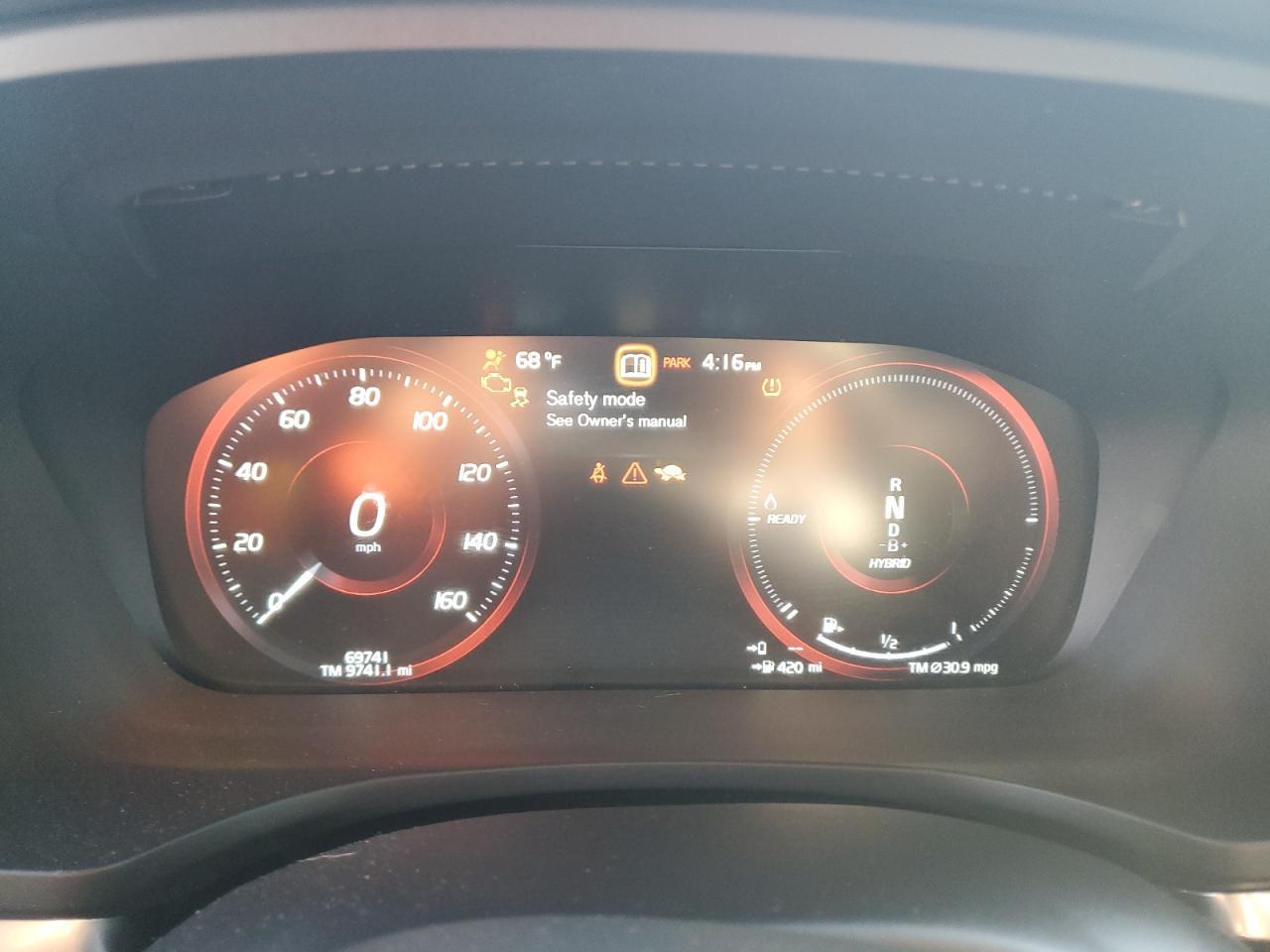 2022 VOLVO S60