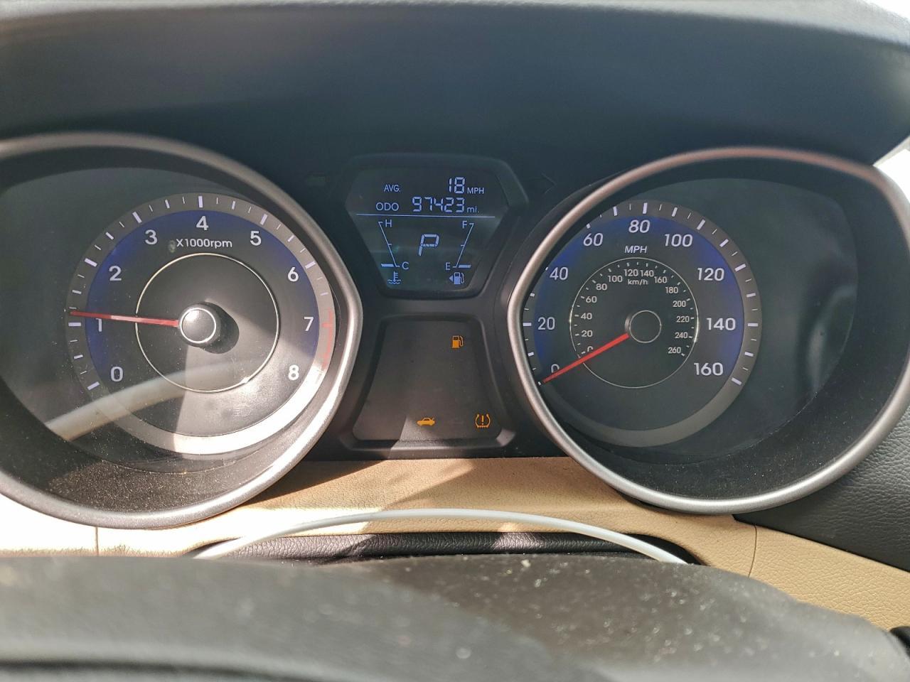 2012 HYUNDAI ELANTRA
