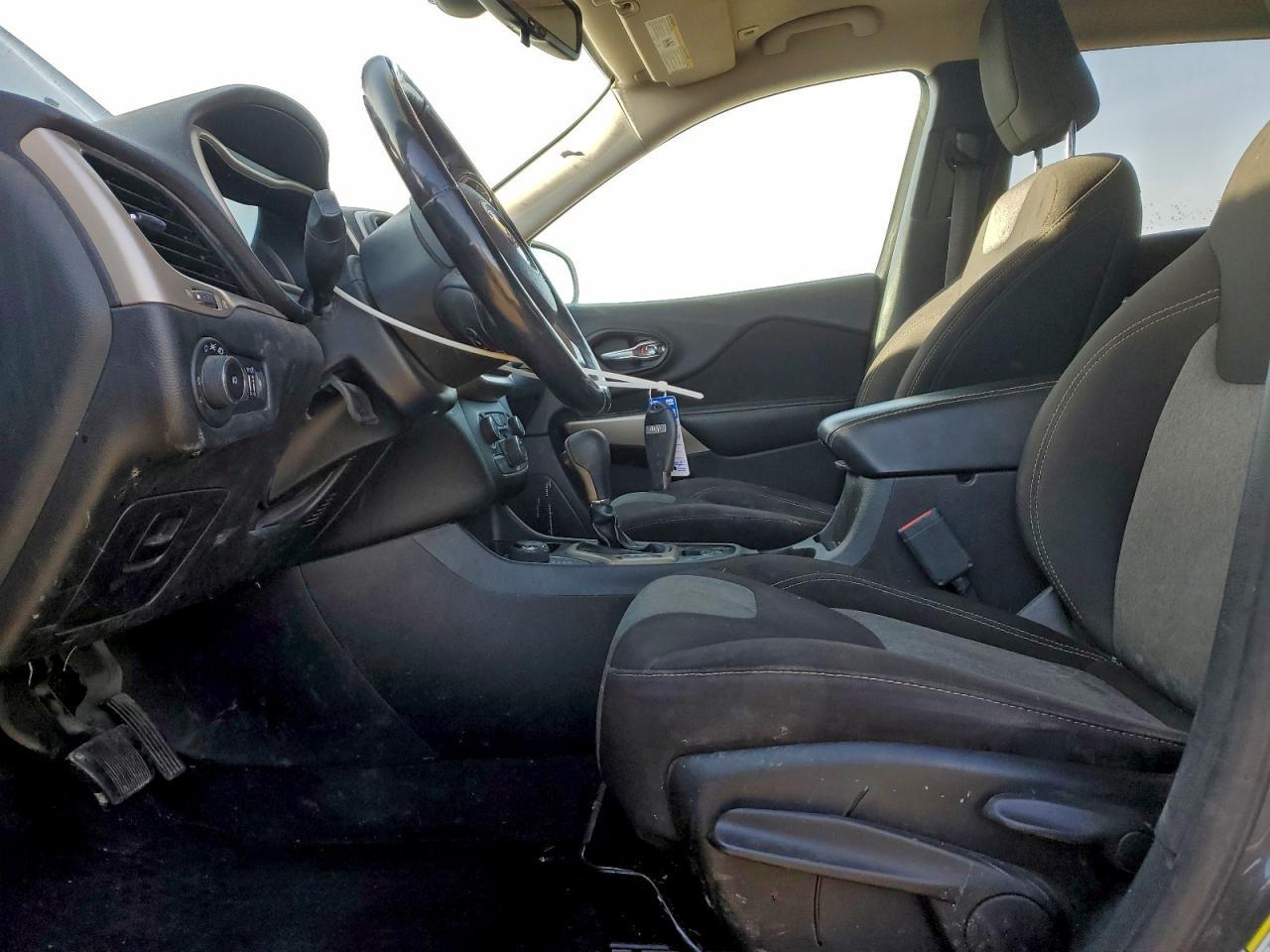 2018 JEEP CHEROKEE