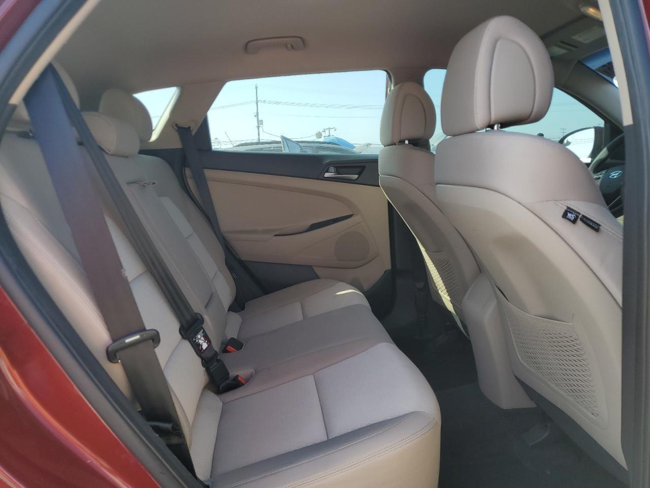 2017 HYUNDAI TUCSON