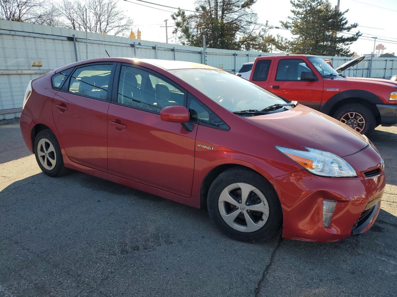 2014 TOYOTA PRIUS