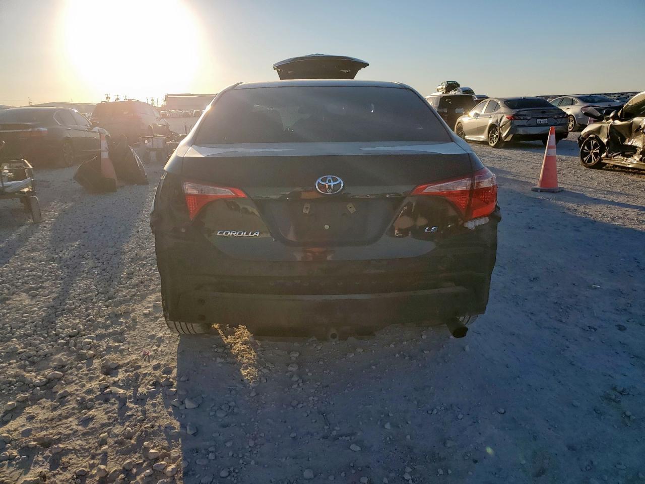 2018 TOYOTA COROLLA
