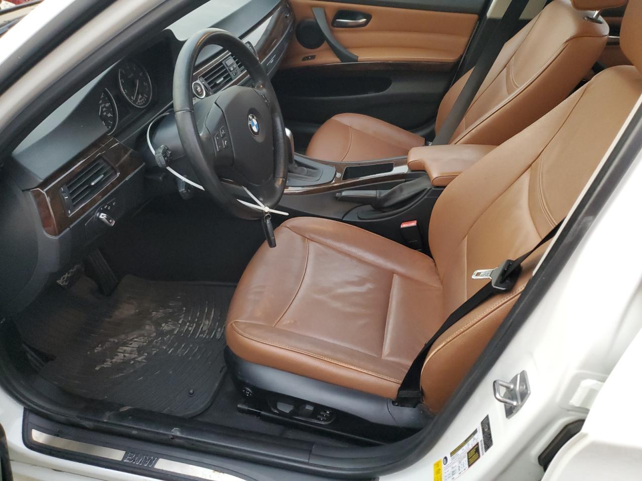 2011 BMW 3 SERIES