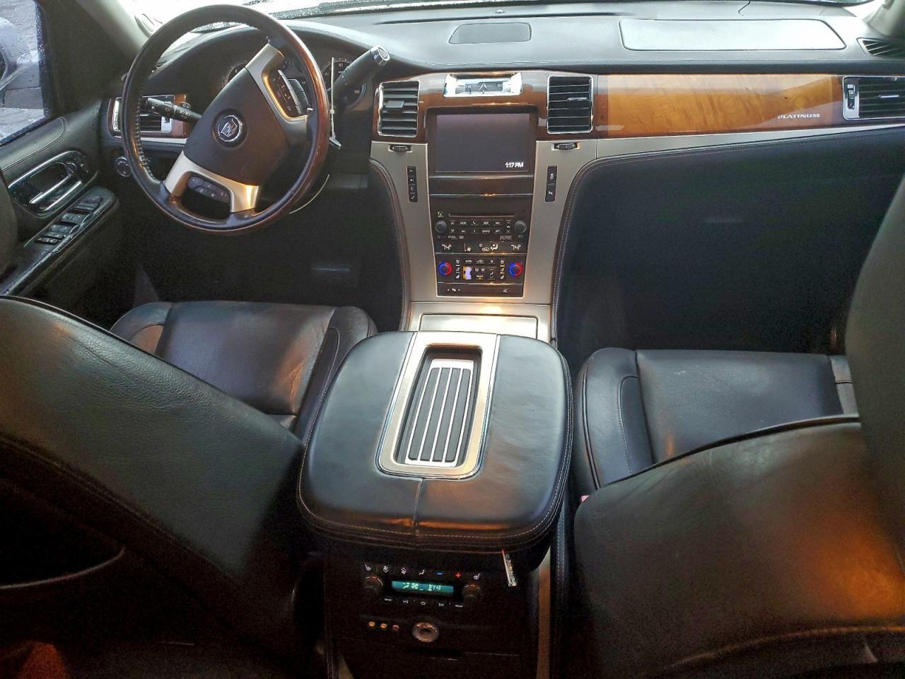 2012 CADILLAC Escalade ESV