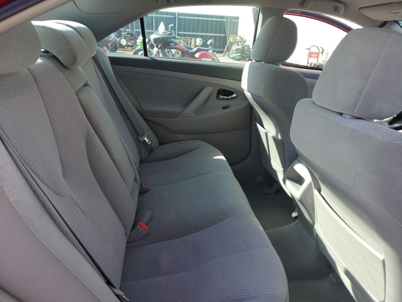 2011 TOYOTA CAMRY