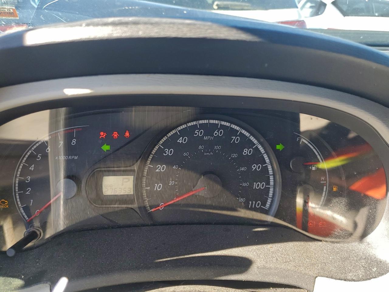 2011 TOYOTA SIENNA
