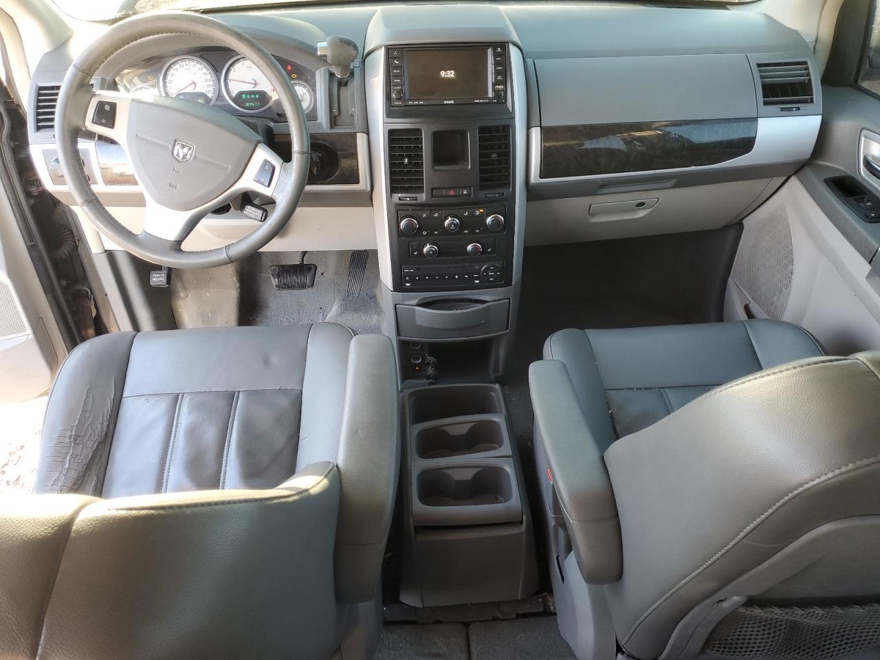 2010 DODGE GRAND CARAVAN