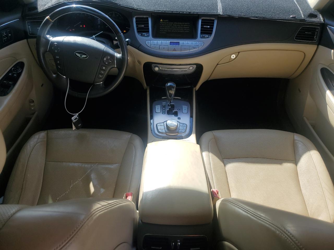 2011 HYUNDAI GENESIS