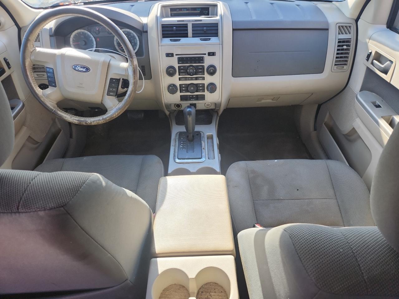 2009 FORD ESCAPE